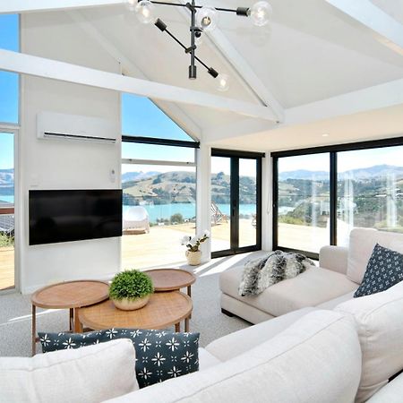 Akaroa Harbour View - Christchurch Holiday Homes ภายนอก รูปภาพ
