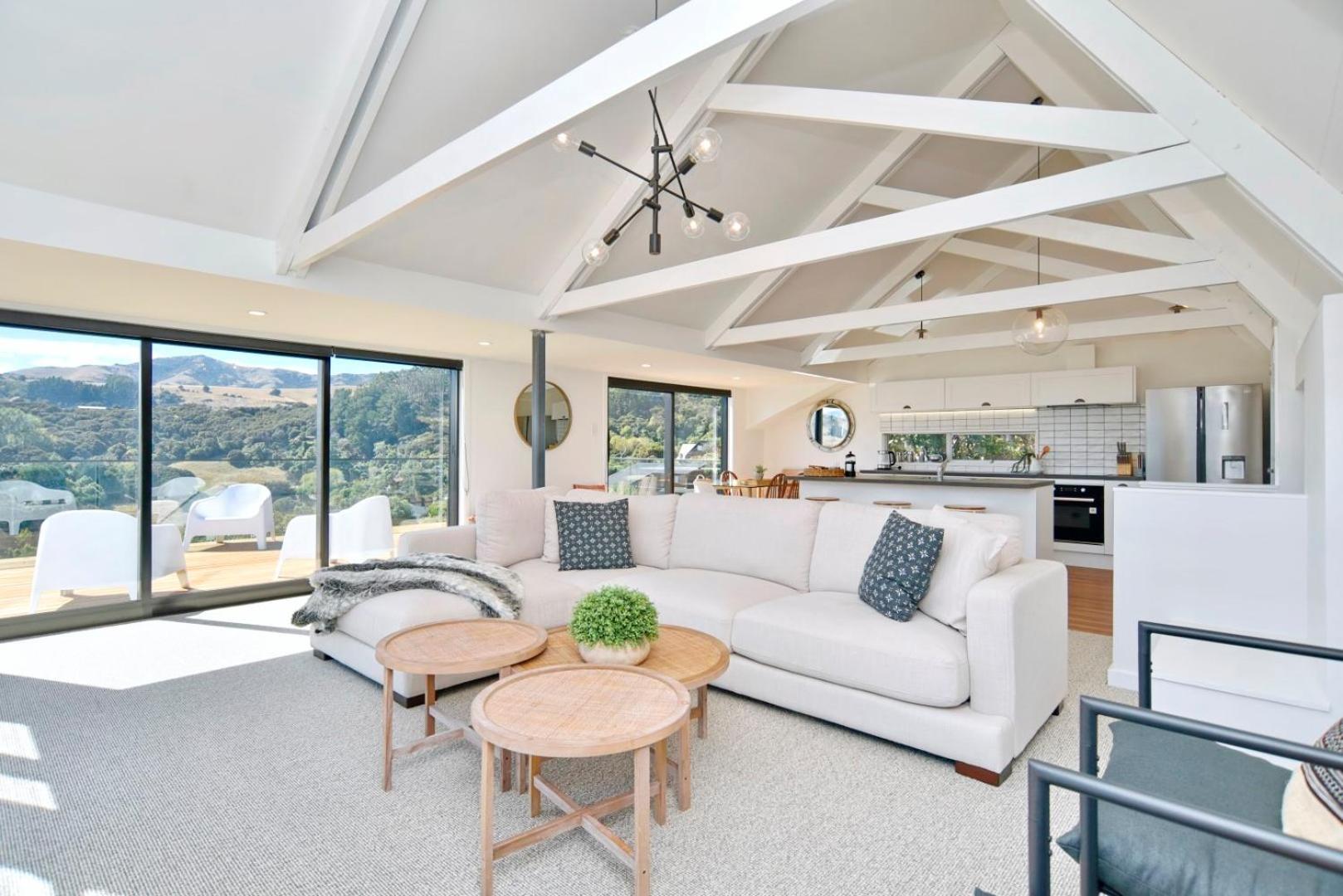 Akaroa Harbour View - Christchurch Holiday Homes ภายนอก รูปภาพ