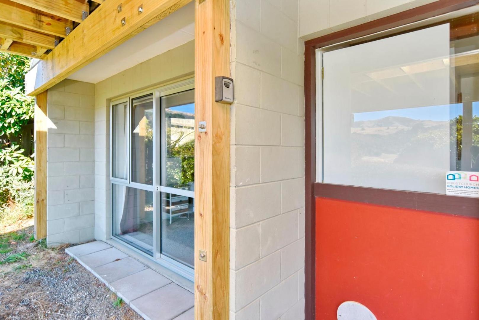 Akaroa Harbour View - Christchurch Holiday Homes ภายนอก รูปภาพ