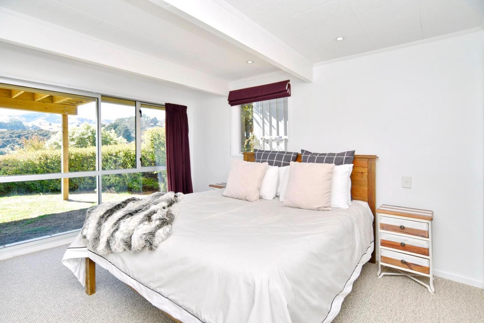 Akaroa Harbour View - Christchurch Holiday Homes ภายนอก รูปภาพ